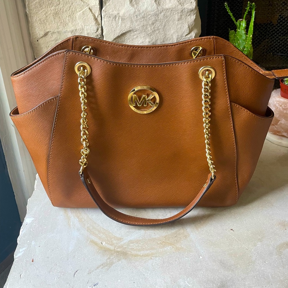 Michael Kors Saffiano Leather Large Chain Shoulder Bag